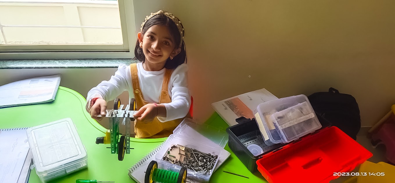 Mechatron Robotics & Coding Classes 5